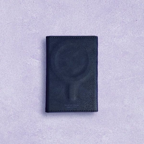 Picture of ENGAGE TRI-FOLD MAGSAFE WALLET (BLUE)