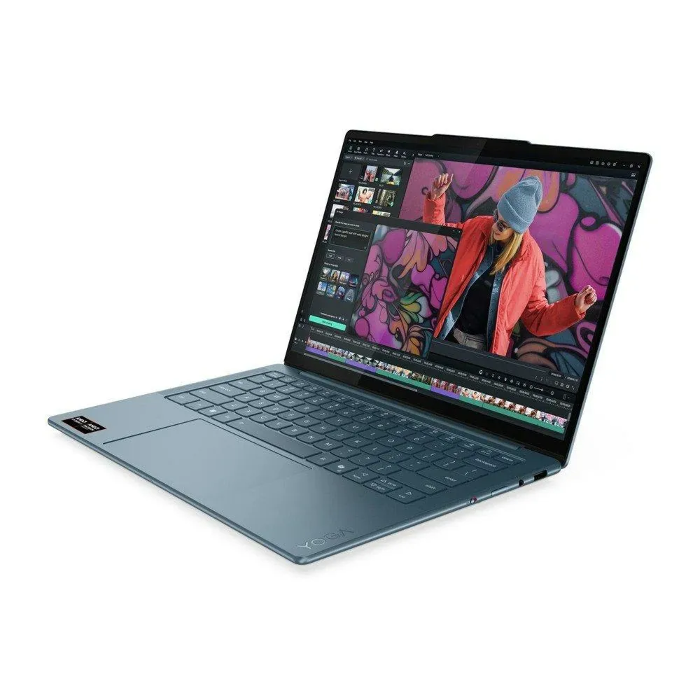صورة لابتوب لينوفو Yoga Slim 7، معالج AMD Ryzen AI 7، ذاكرة وصول عشوائي 32 جيجابايت، قرص صلب SSD بسعة 1 تيرابايت، معالج رسومات AMD Radeon 860M مدمج، شاشة 14 بوصة WUXGA، نظام تشغيل Windows 11 Home، رقم الموديل 83JY002BAX - رمادي