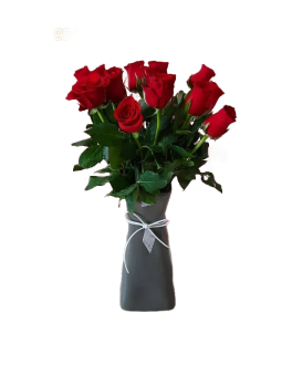 Red roses with leaves and handle
