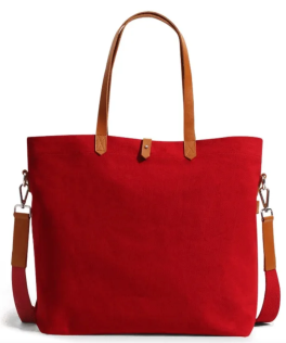 حقيبة يد حمراء قرمزية